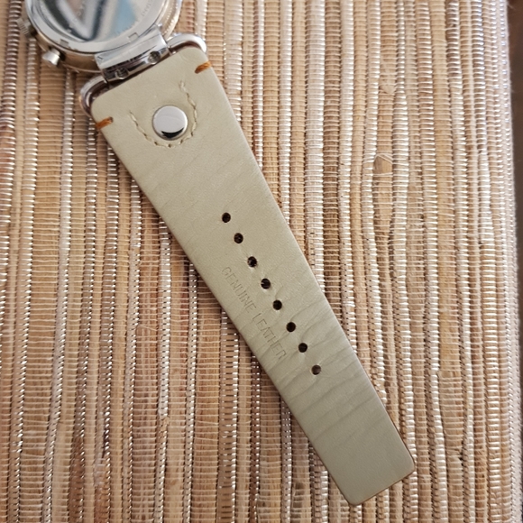 MARC by Marc Jacobs genuine leather watch - Picture 3 of 6